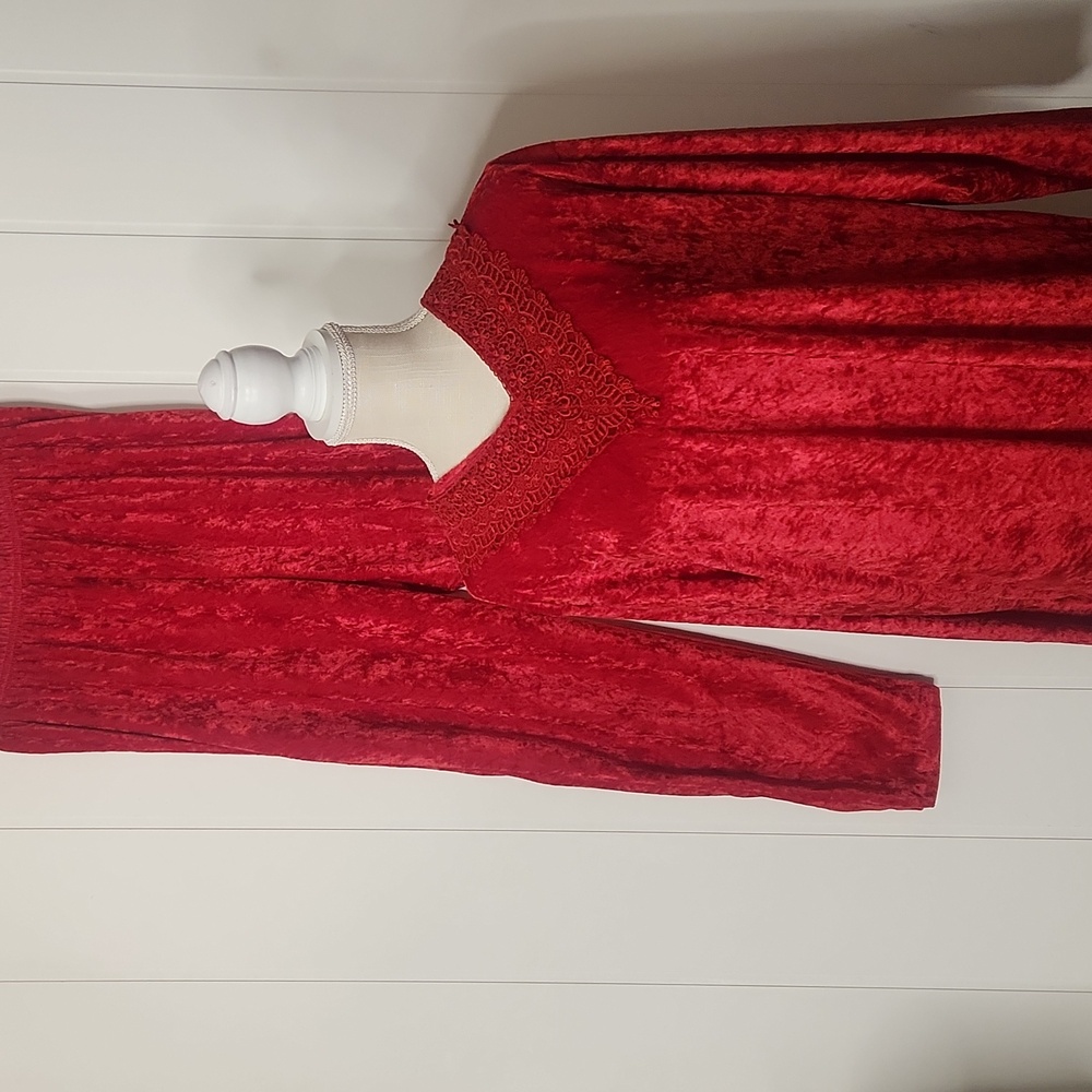 Bentley Vintage Victorian red velvet matching lounge wear Pajama set size large